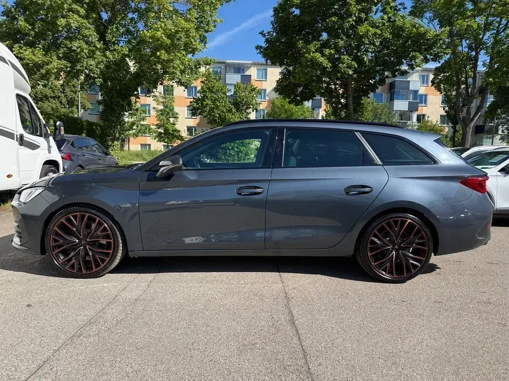 Occasion Cupra Leon VZ 300 ch (220 kW) 2023 Gris Berline