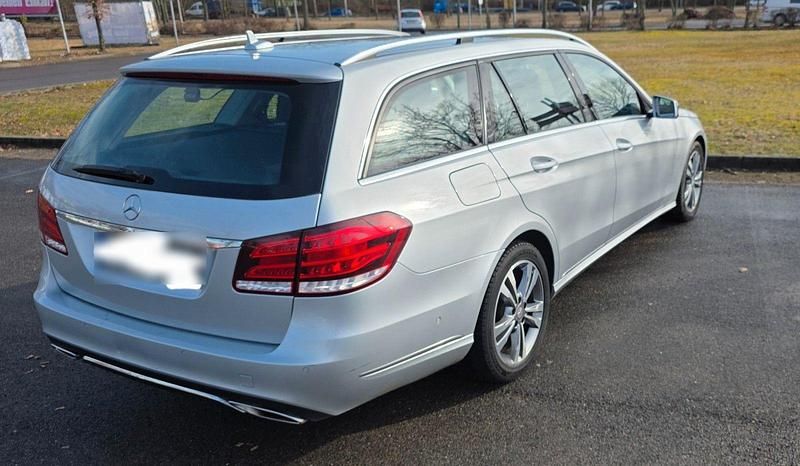Gebraucht Mercedes E300 Avantgarde 231 PS (169 kW) 2015 Silber Kombi