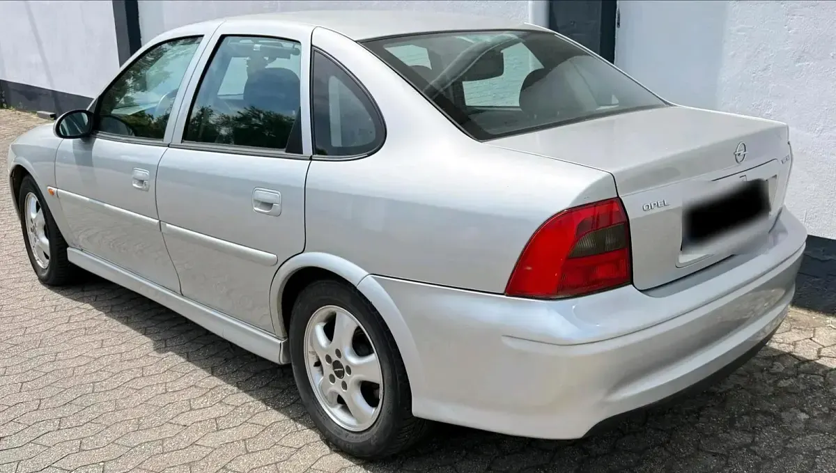 Gebraucht Opel Vectra 101 PS (74 kW) 2001 Grau Limousine