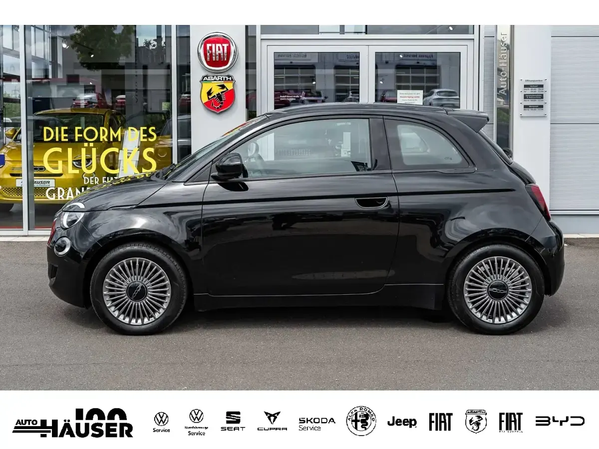 Gebraucht Fiat 500e Icon 86 kW (118 PS) 2023 Schwarz Kleinwagen