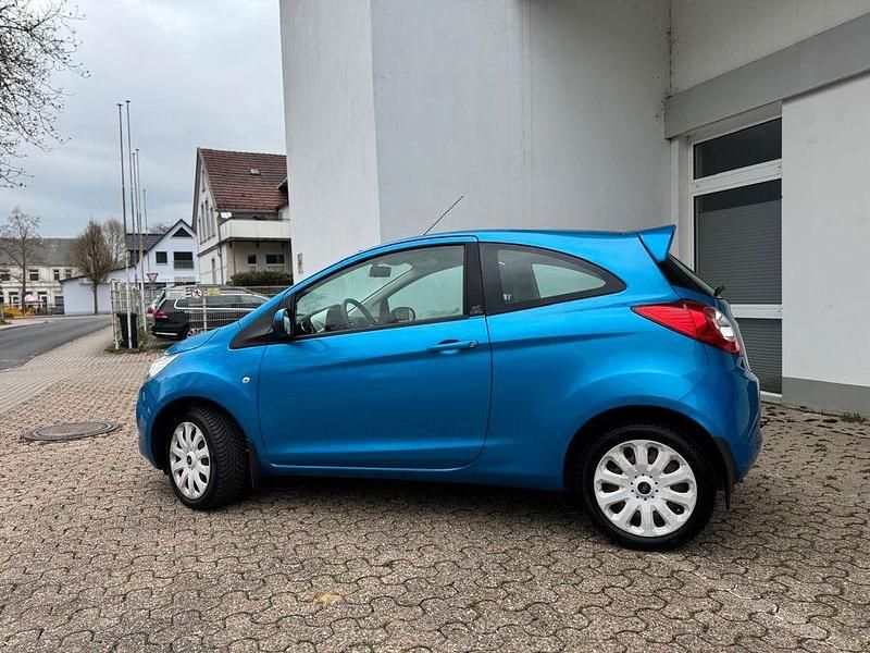 Gebraucht Ford Ka Titanium 69 PS (50 kW) 2009 Blau Kleinwagen