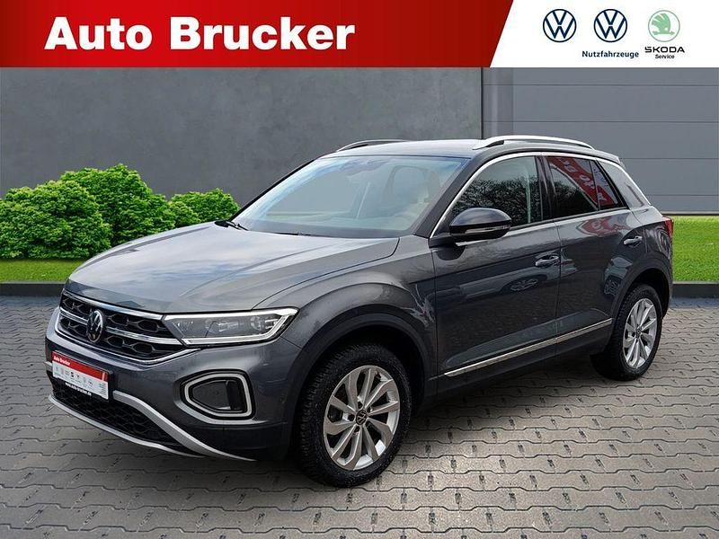 Grau Gebraucht 2024 VW T-Roc Style SUV | 29.420 € (Fairer Preis) - Bild 1/4