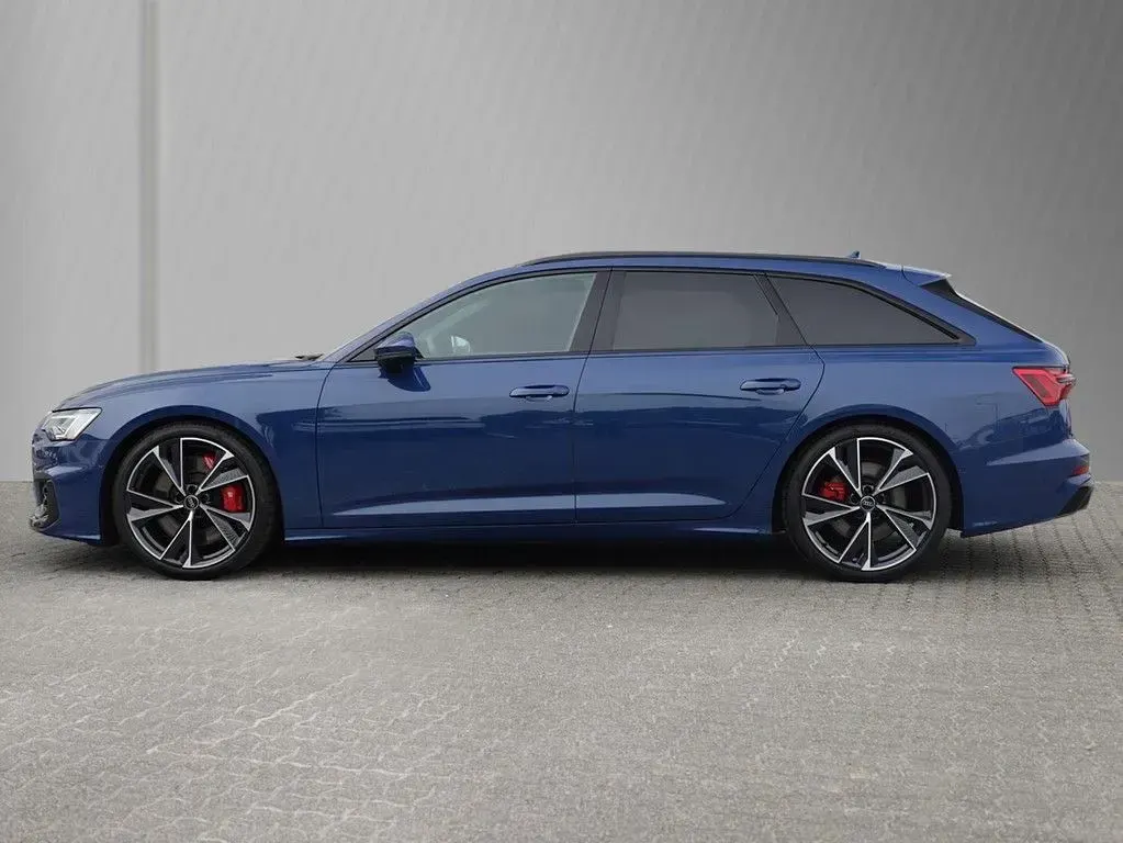 Gebraucht Audi S6 Sport 344 PS (253 kW) 2025 Blau Kombi