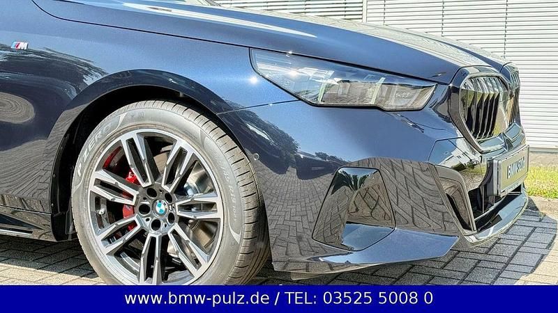 Neu BMW 520 Performance 197 PS (144 kW) 2025 Schwarz Limousine
