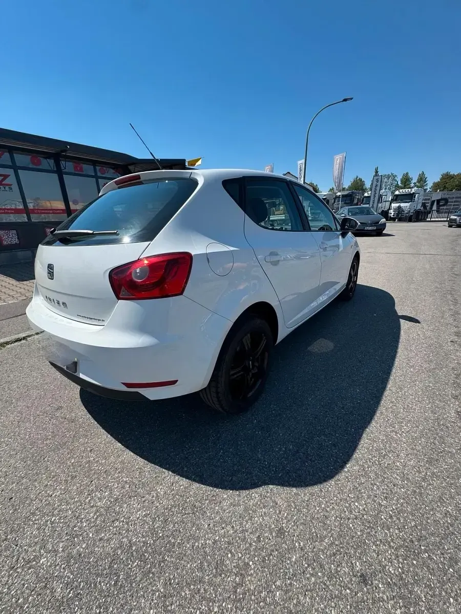 Gebraucht Seat Ibiza 90 PS (66 kW) 2017 Weiß Limousine
