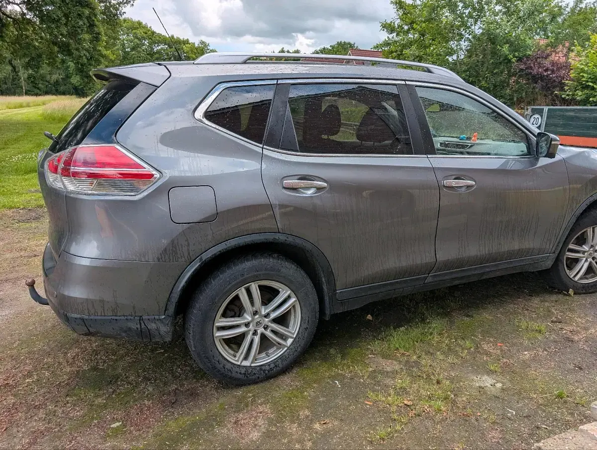Gebraucht Nissan X-Trail 130 PS (95 kW) 2016 SUV
