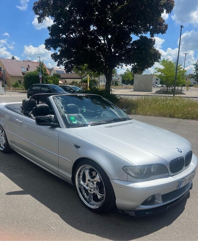 Grau Gebraucht 2003 BMW 318 Cabriolet Performance Cabrio | 8.199 € (Etwas zu teuer) - Bild 1/4