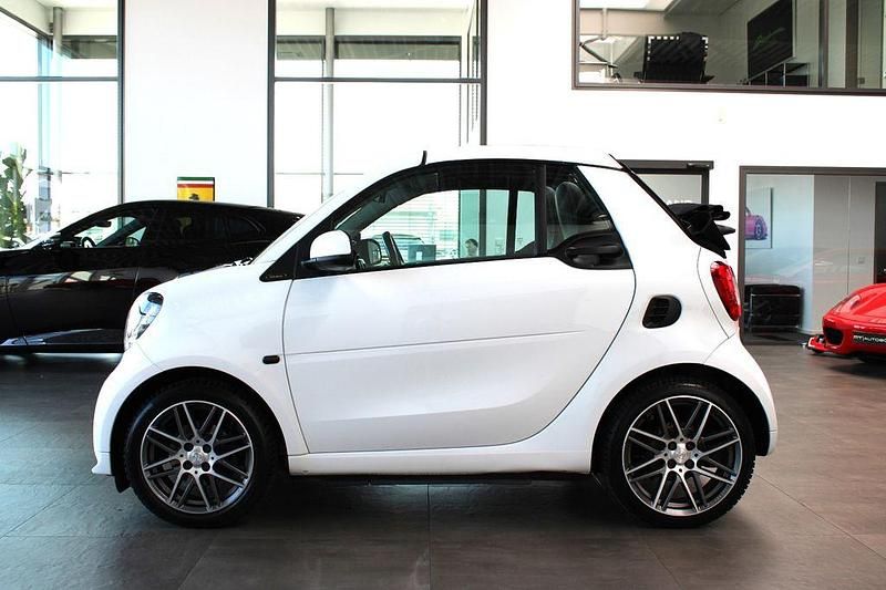 Gebraucht Smart ForTwo Cabrio Brabus 109 PS (80 kW) 2017 Weiß Cabrio