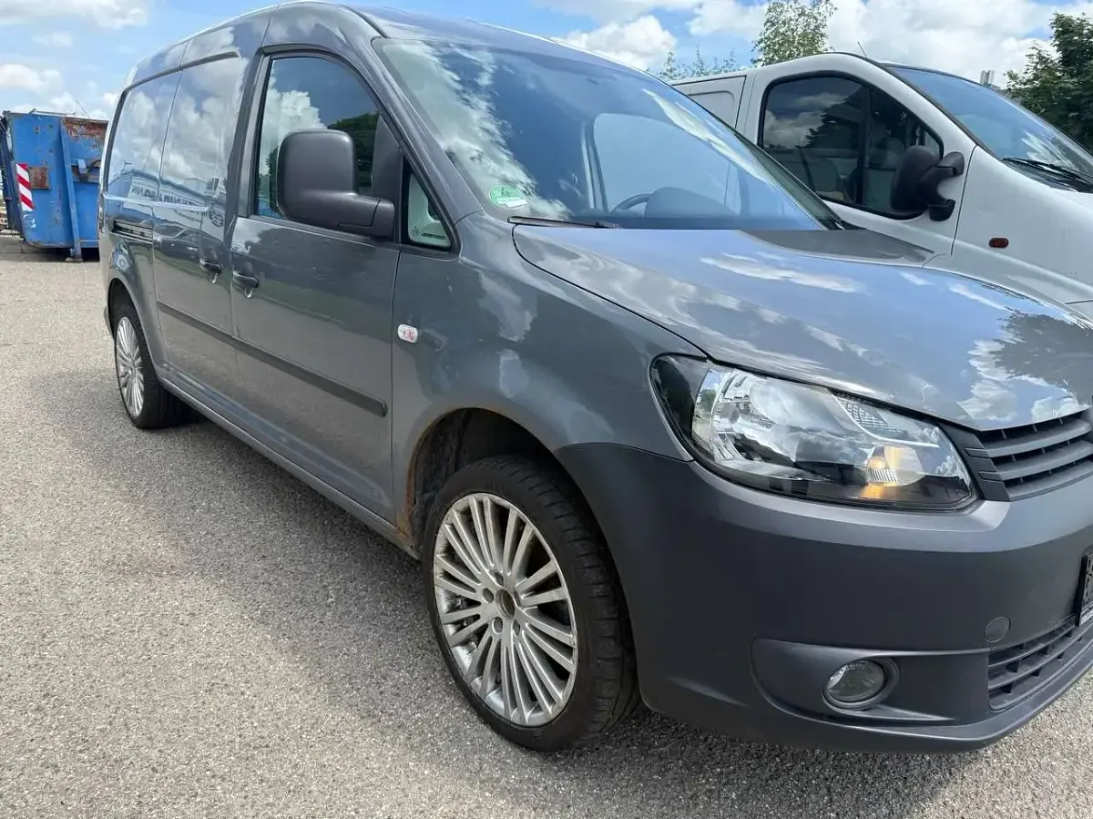 Gebraucht VW Caddy R 140 PS (102 kW) 2011 Pure grey Van / Kleinbus