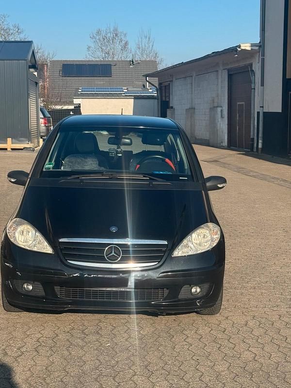 Gebraucht Mercedes A180 108 PS (79 kW) 2005 Schwarz Kleinwagen