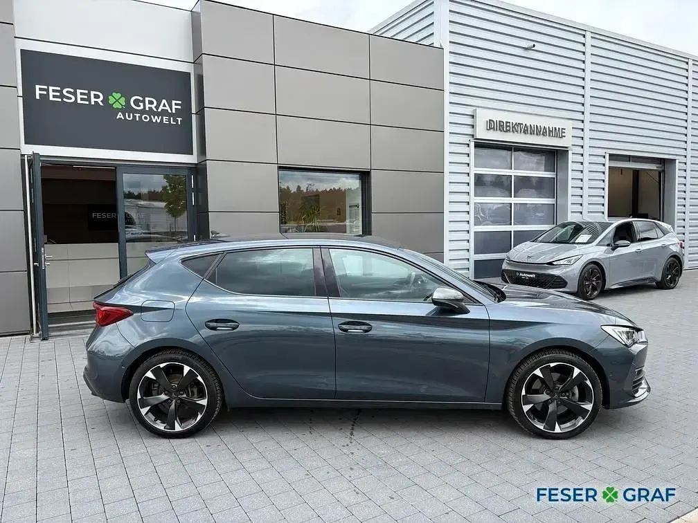 Gebraucht Cupra Leon 204 PS (150 kW) 2024 Magnetic grau metallic Limousine