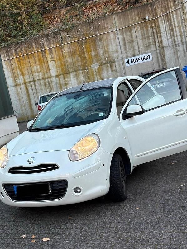 Weiß Gebraucht 2011 Nissan Micra Kleinwagen | 2.800 € (Guter Preis) - Bild 1/4