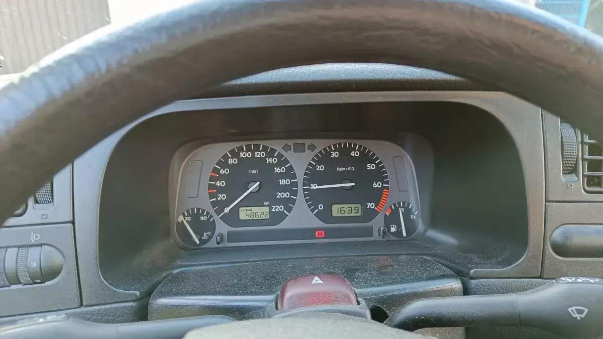Gebraucht VW Golf III 75 PS (55 kW) 1996 Silber Kleinwagen