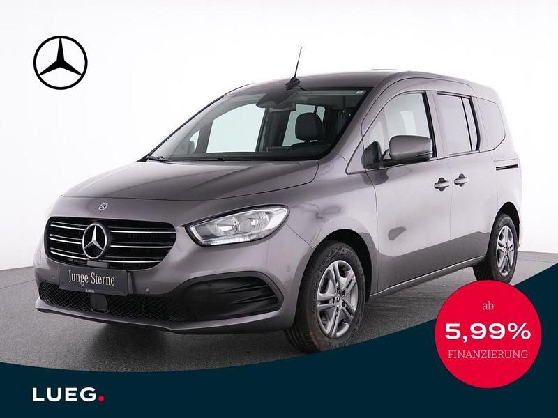 Chromitgrau metallic Gebraucht 2024 Mercedes T180 Style Van / Kleinbus | 27.499 € (Fairer Preis) - Bild 1/4