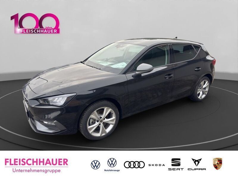 Schwarz Gebraucht 2024 Seat Leon FR Kleinwagen | 31.984 € (Fairer Preis) - Bild 1/4