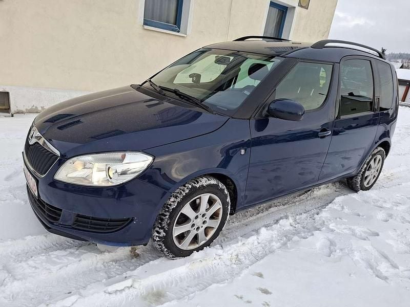 Pacificblau Gebraucht 2013 Skoda Roomster Plus Edition Van / Kleinbus | 1.999 € (Fairer Preis) - Bild 1/4