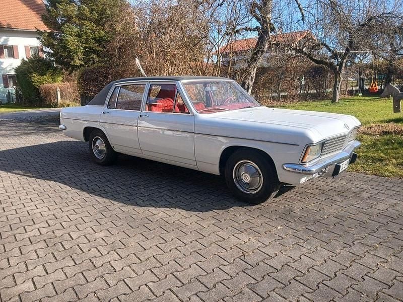 Weiß Gebraucht 1969 Opel Admiral Limousine | 7.350 € - Bild 1/4