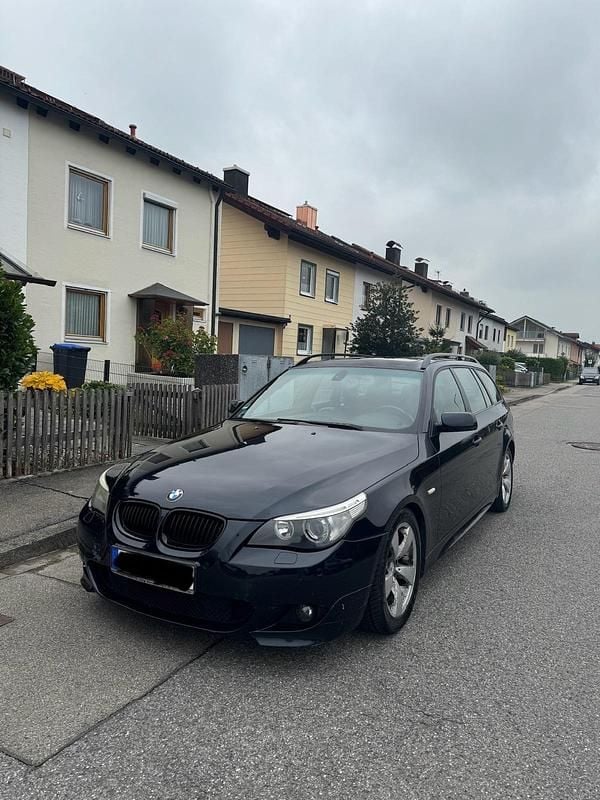 Schwarz Gebraucht 2006 BMW 535 M Sport Kombi | 3.999 € (Guter Preis) - Bild 1/4