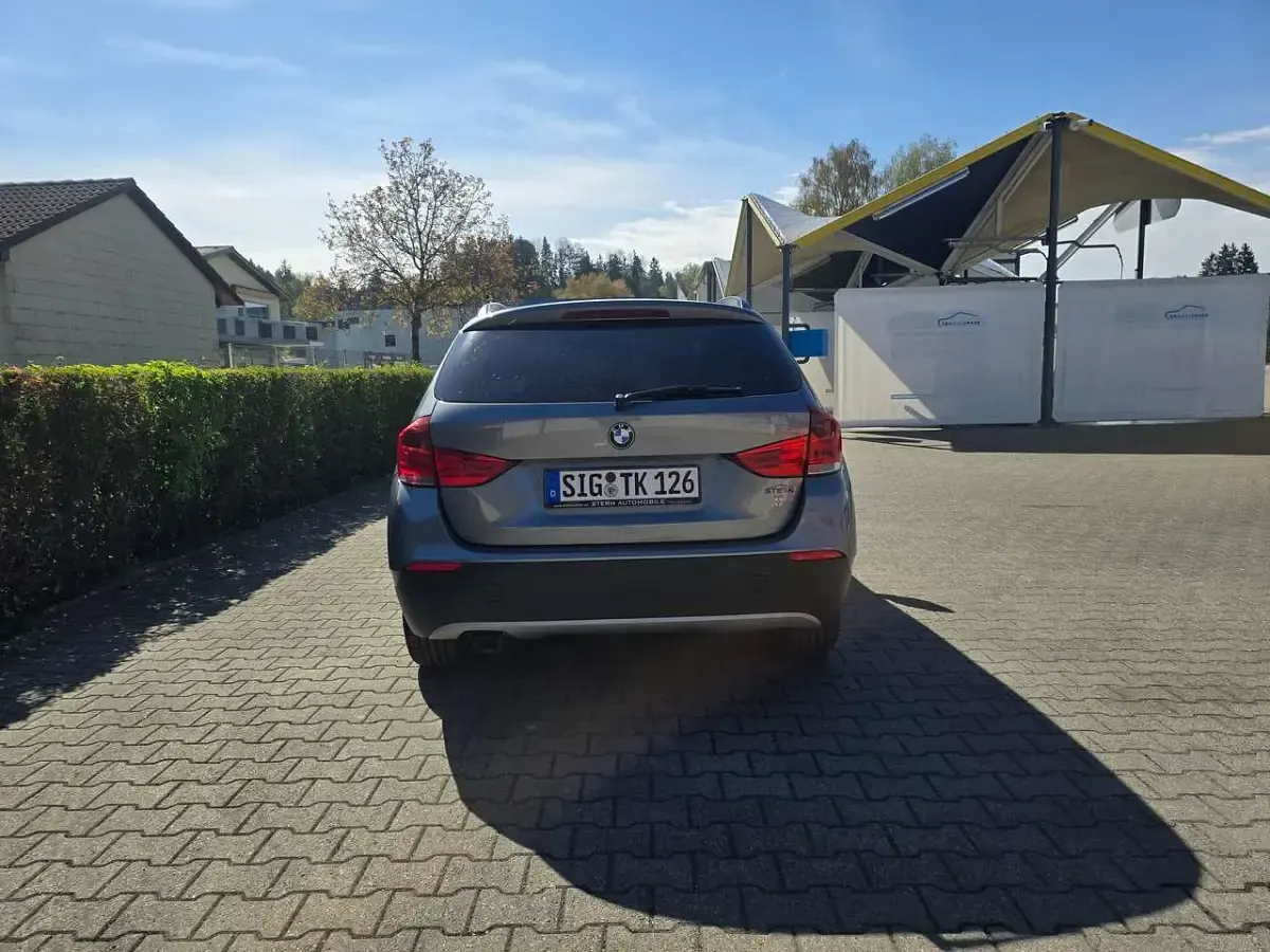Gebraucht BMW X1 143 PS (105 kW) 2010 Grau SUV