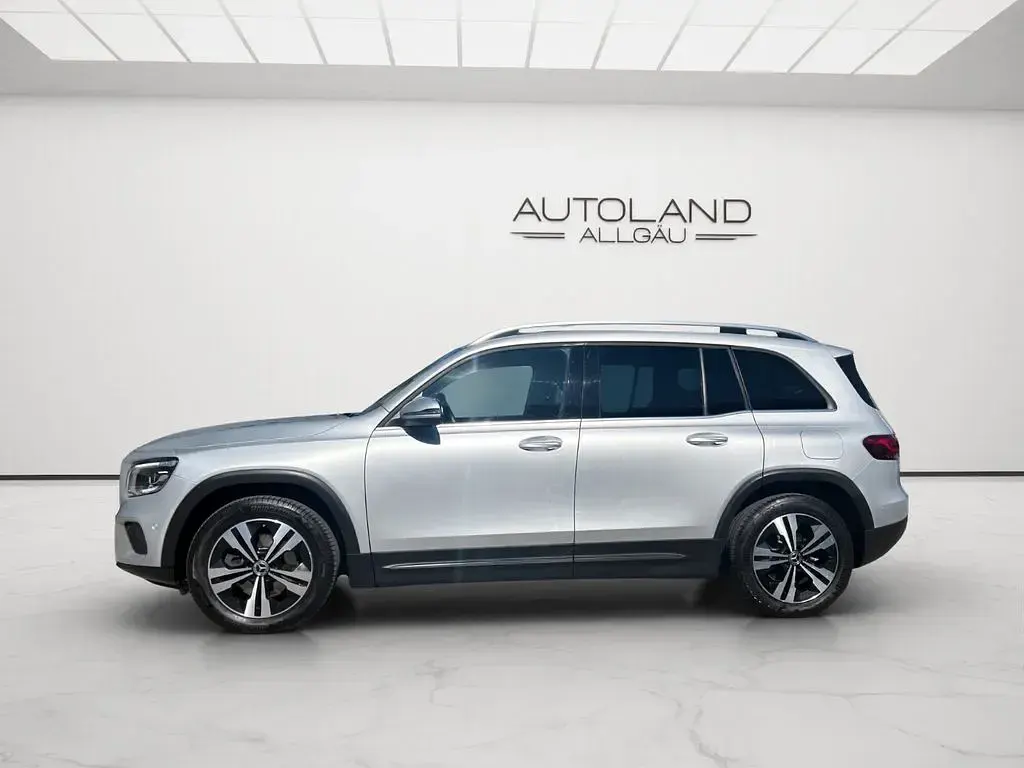 Gebraucht Mercedes GLB220 190 PS (139 kW) 2023 Silber SUV