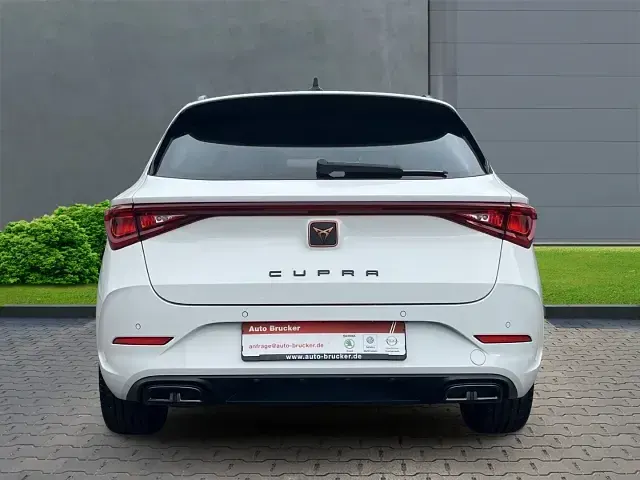 Gebraucht Cupra Leon 150 PS (110 kW) 2024 Weiss Kombi