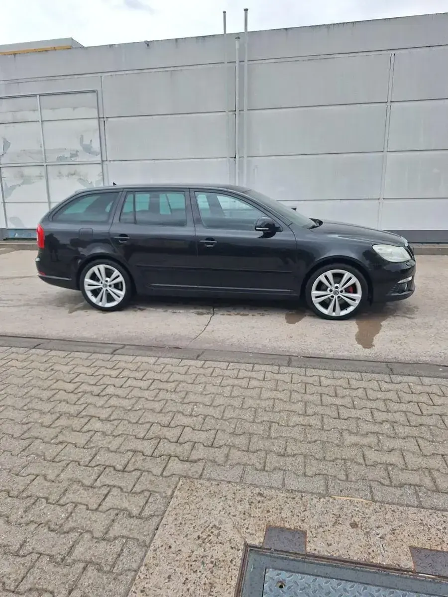 Gebraucht Skoda Octavia RS 170 PS (125 kW) 2009 Schwarz Kombi