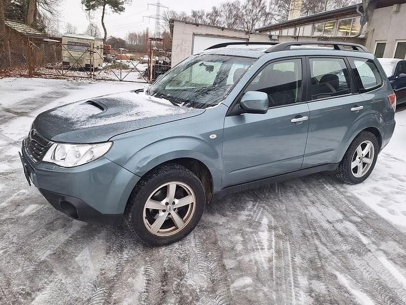 Gebraucht Subaru Forester Comfort 147 PS (108 kW) 2011 Grün SUV