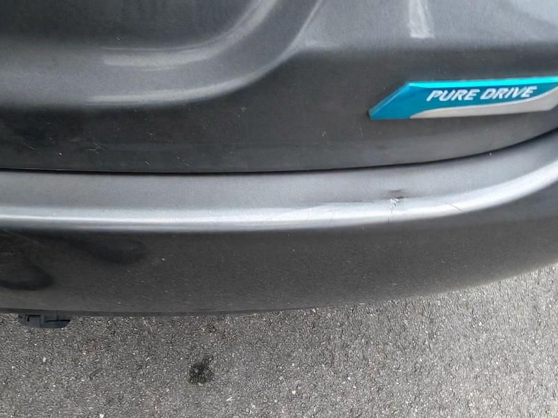 Gebraucht Nissan Note Acenta 80 PS (58 kW) 2013 Grau Kleinwagen