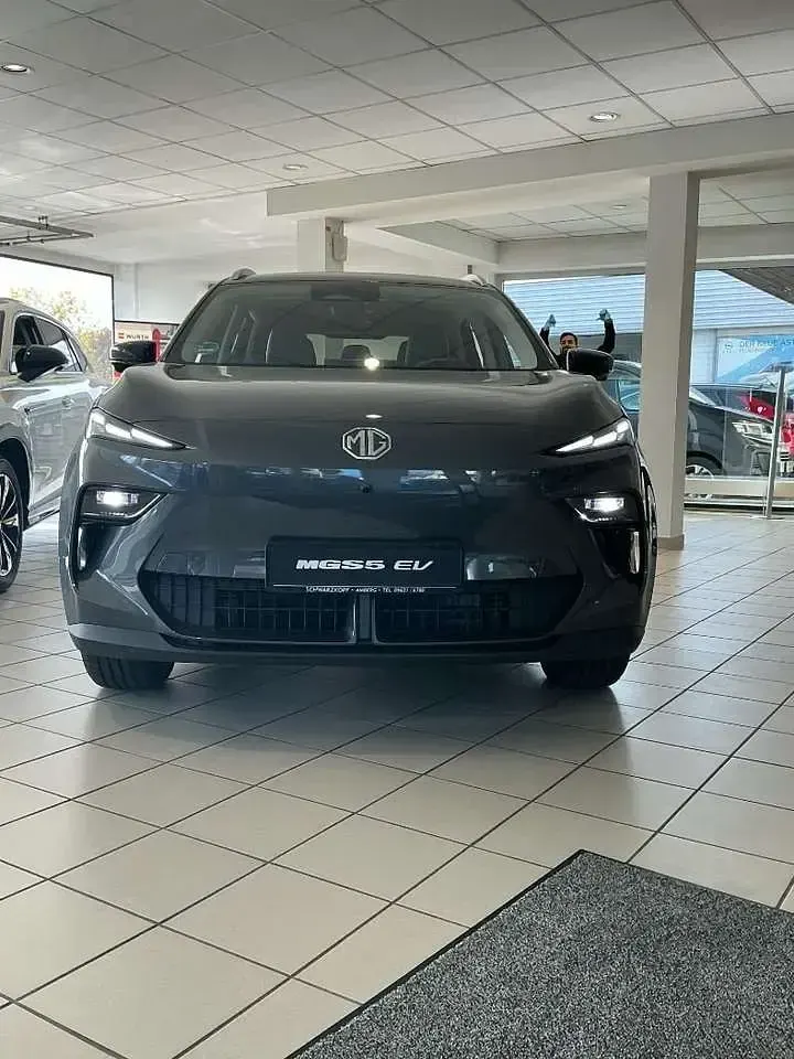 Neu MG MGS5 EV Comfort 125 kW (170 PS) 2026 Pebble black SUV