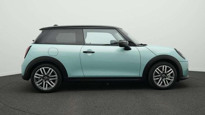 Gebraucht Mini Cooper Classic 156 PS (114 kW) 2024 Grün Kleinwagen