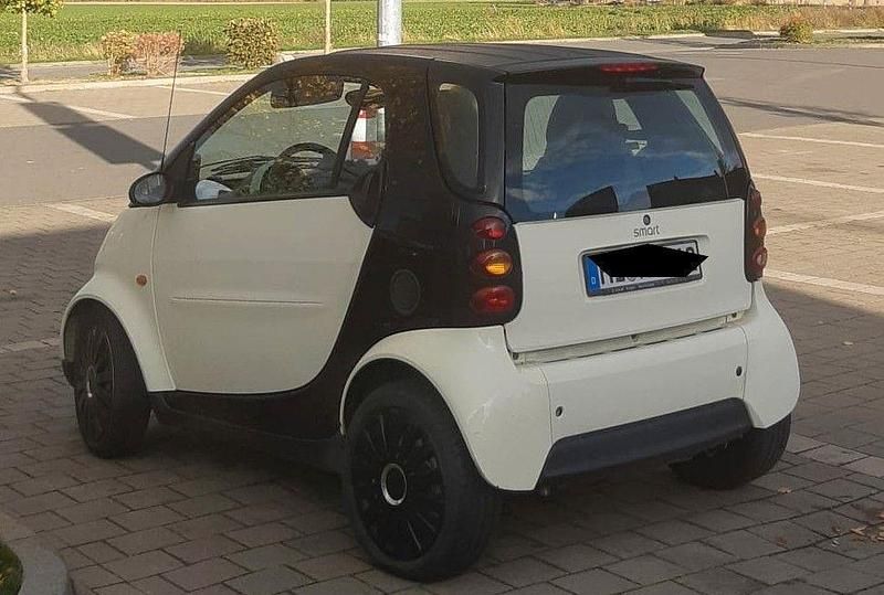 Beige Gebraucht 2005 Smart ForTwo Coupé Pure Coupé | 950 € (Superpreis) - Bild 1/2