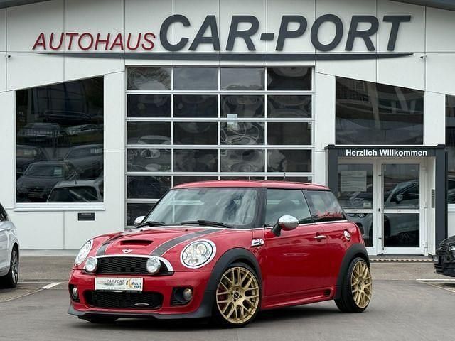 Rot Gebraucht 2013 Mini John Cooper Works Kleinwagen | 11.990 € (Fairer Preis) - Bild 1/4