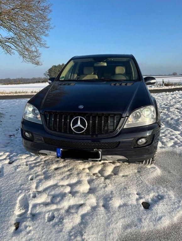 Gebraucht Mercedes ML350 272 PS (200 kW) 2006 Blau SUV