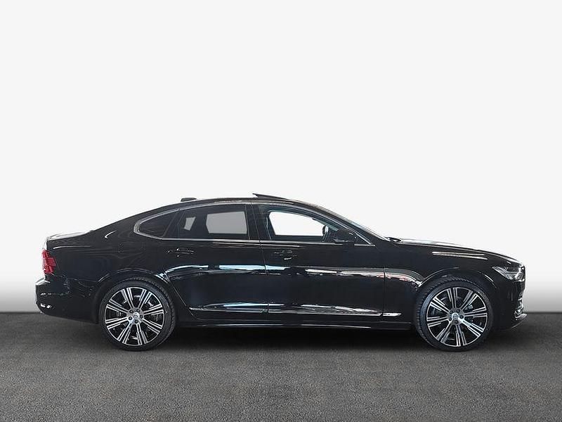 Gebraucht Volvo S90 Ultimate 235 PS (172 kW) 2024 Onyx black metallic Limousine