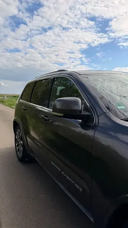 Gebraucht Jeep Grand Cherokee Overland 250 PS (183 kW) 2017 Grau SUV