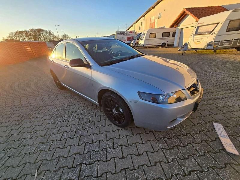 Grau Gebraucht 2003 Honda Accord Comfort Limousine | 4.500 € (Fairer Preis) - Bild 1/4