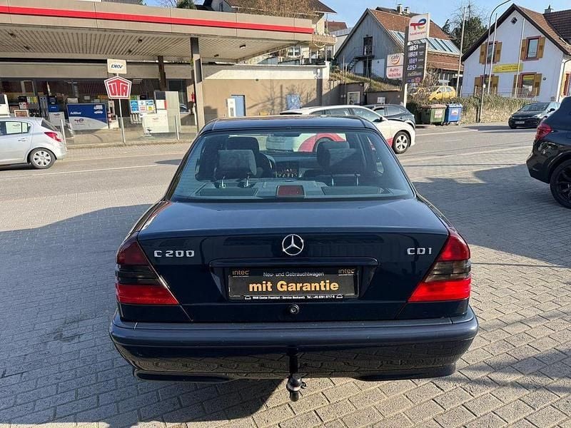 Gebraucht Mercedes C200 Classic 102 PS (75 kW) 2000 Blau Limousine