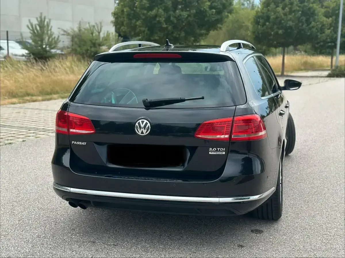 Gebraucht VW Passat 140 PS (102 kW) 2011 Schwarz Kombi