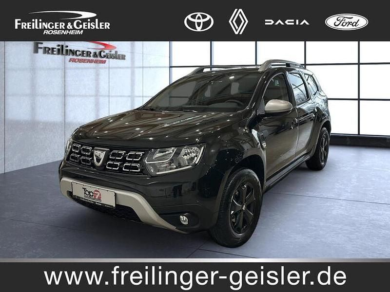 Perlmuttschwarz perleffekt (metallic) Gebraucht 2021 Dacia Duster SUV | 17.990 € (Fairer Preis) - Bild 1/4