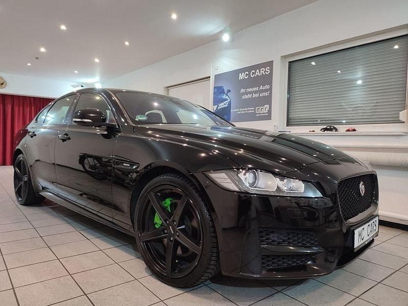 Schwarz Gebraucht 2016 Jaguar XF R-Sport Limousine | 16.969 € (Superpreis) - Bild 1/4