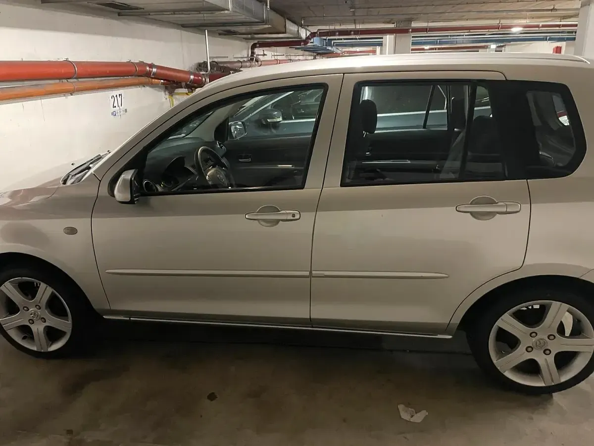 Gebraucht Mazda 2 80 PS (58 kW) 2006 Grau Kleinwagen