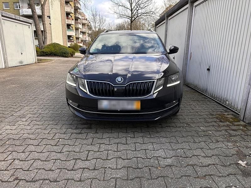 Gebraucht Skoda Octavia 116 PS (85 kW) 2018 Schwarz Kombi