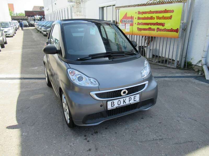 Dark grey metallic matt Gebraucht 2013 Smart ForTwo Cabrio Passion Cabrio | 7.890 € (Etwas zu teuer) - Bild 1/4
