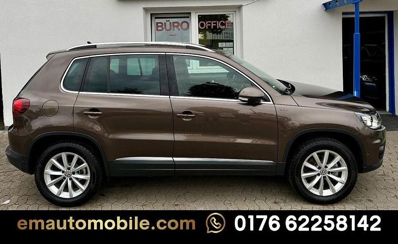 Gebraucht VW Tiguan LOUNGE 177 PS (130 kW) 2015 Braun SUV