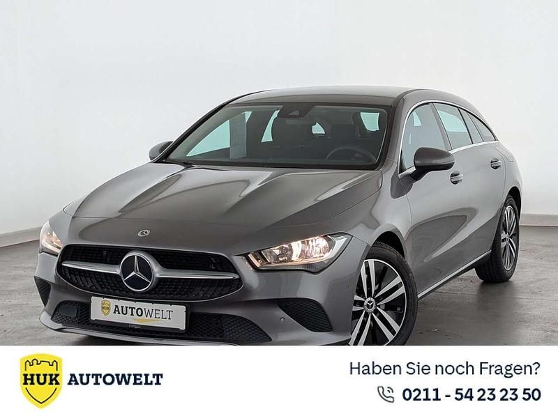 Grau Gebraucht 2023 Mercedes CLA200 Limousine | 26.960 € (Superpreis) - Bild 1/3