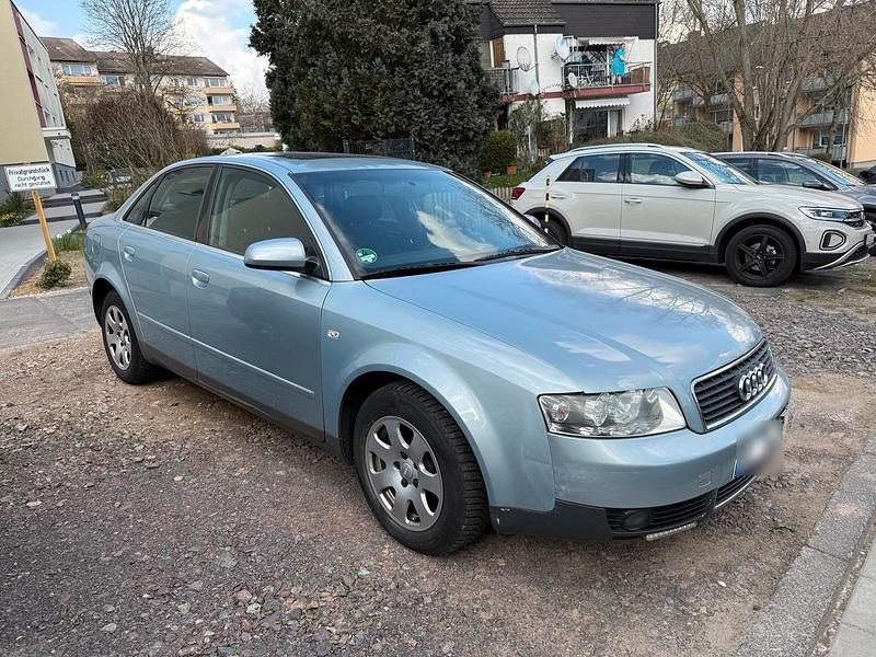 Gebraucht Audi A4 102 PS (75 kW) 2001 Silber Limousine