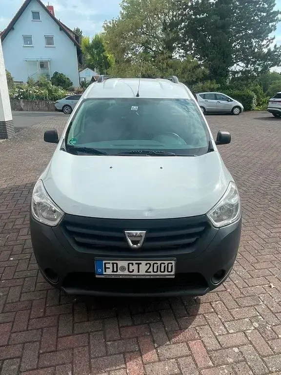 Gebraucht Dacia Dokker 75 PS (55 kW) 2014 Weiß Van / Kleinbus