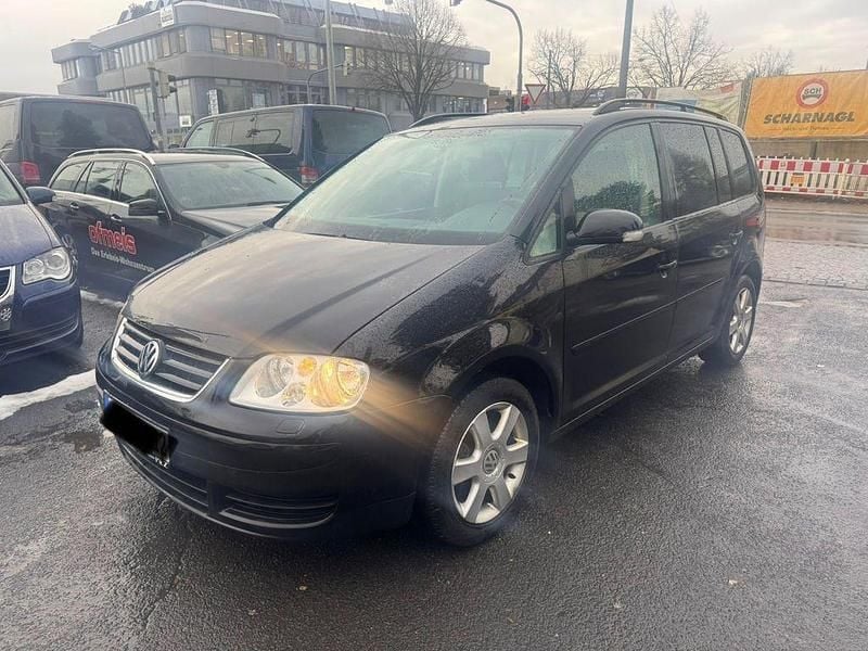 Schwarz Gebraucht 2005 VW Touran Trendline Van / Kleinbus | 1.999 € (Fairer Preis) - Bild 1/4