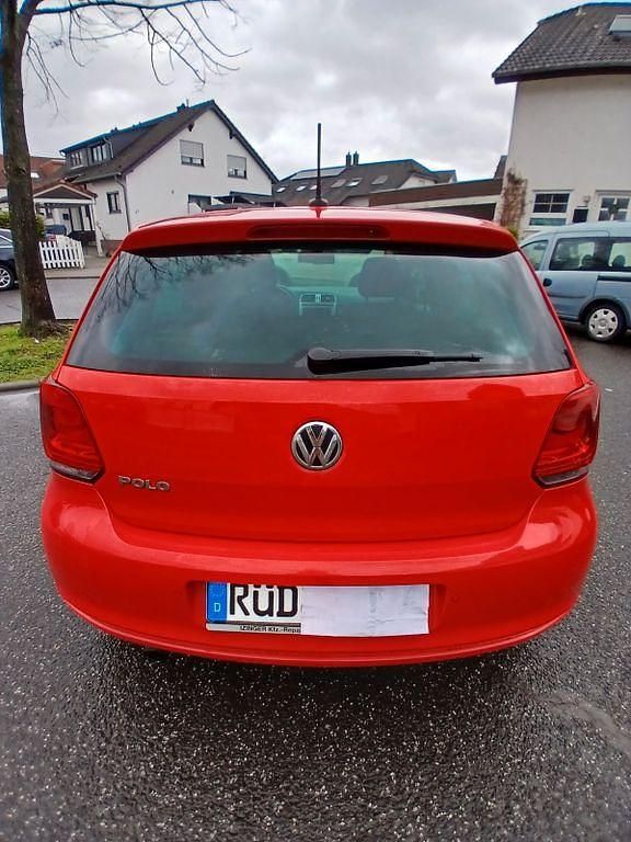 Gebraucht VW Polo Match 90 PS (66 kW) 2012 Rot Kleinwagen