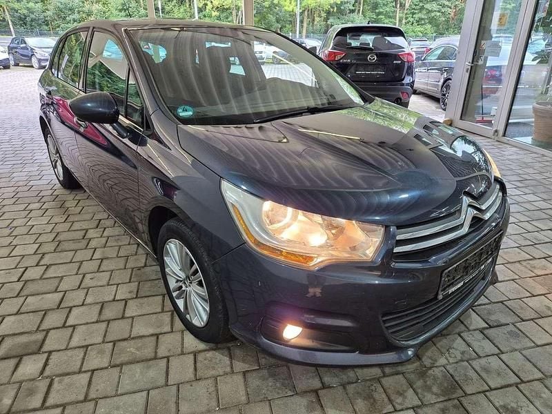 Blau Gebraucht 2010 Citroën C4 Tendance Kleinwagen | 1.599 € (Guter Preis) - Bild 1/4